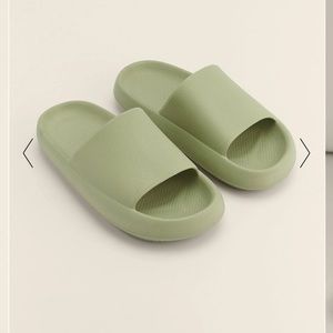 NAKD fashion slides